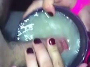 Disgusting tranny 