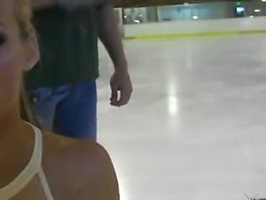 Bisexual fugure skaters like to pose nude and then give blowjob to their trainer