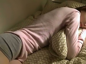 Teen rubbing one out before going to bed