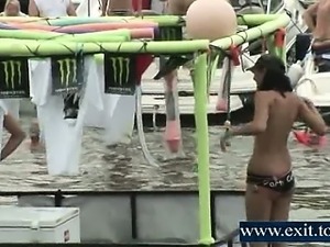 Public Sex party at yacht club