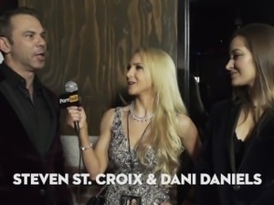 VITALY ZD AT AVN 2016 WITH NICLE ANISTON & KAGNEY LINN KARTER INTERVIEWS