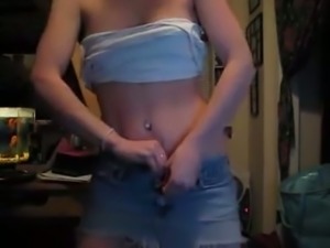 Lovely teen stripping hell seductively in amateur webcam session