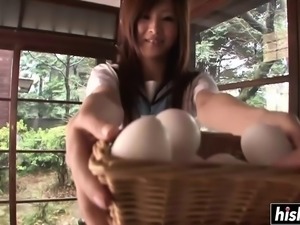 Suzuka Ishikawa sucks dick in the kitchen