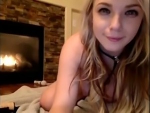 Busty blonde teen pleasing wet vagina with Hitachi sex toy