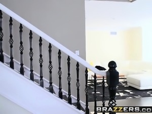 Brazzers - Mommy Got Boobs - Jessica Jaymes a
