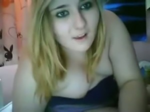 Horn-mad chubby auburn web cam whore stripteased for my lucky buddy