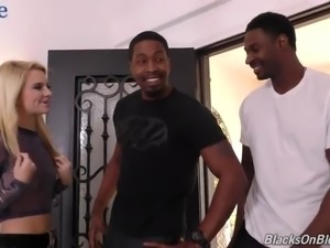 Gamine blond head Riley Star invites two black studs for wild MMF 3some