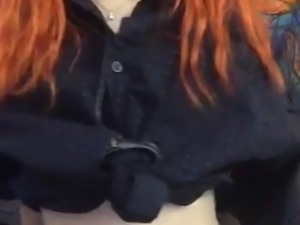 Sexy Girl showing her ass on Periscope