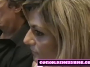 Amazing Blonde Wife plays with strangers in Cinema !