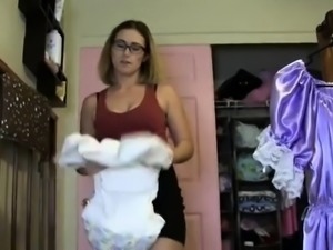 Omorashi wetting and ABDL Mommies - Red locks diapers and