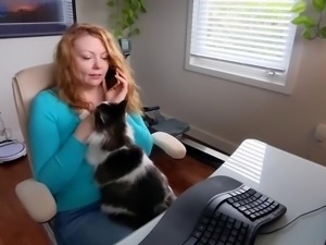 Redhead MILF jerks off her favourite client's dick in the massage parlour