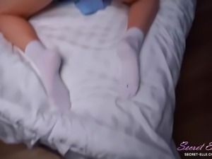 Caught my kink step-sis masturbating and cum in her mouse
