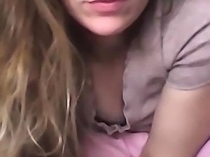 Amateur Webcam Teen Masturbates And Teases